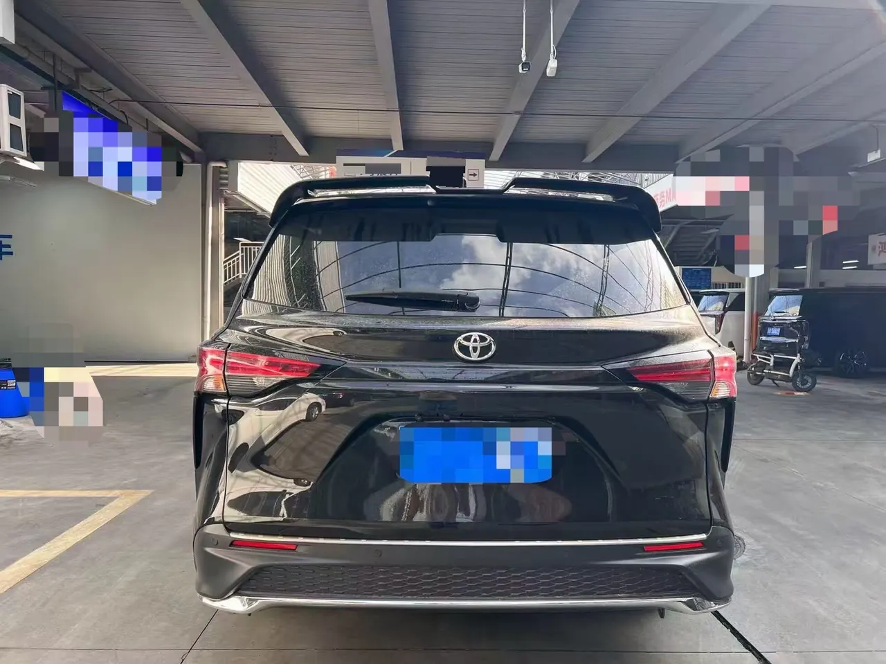 Toyota 2026 Grevia HYBRID 2.5 Stepless Comfort Edition Automatic Transmission 3