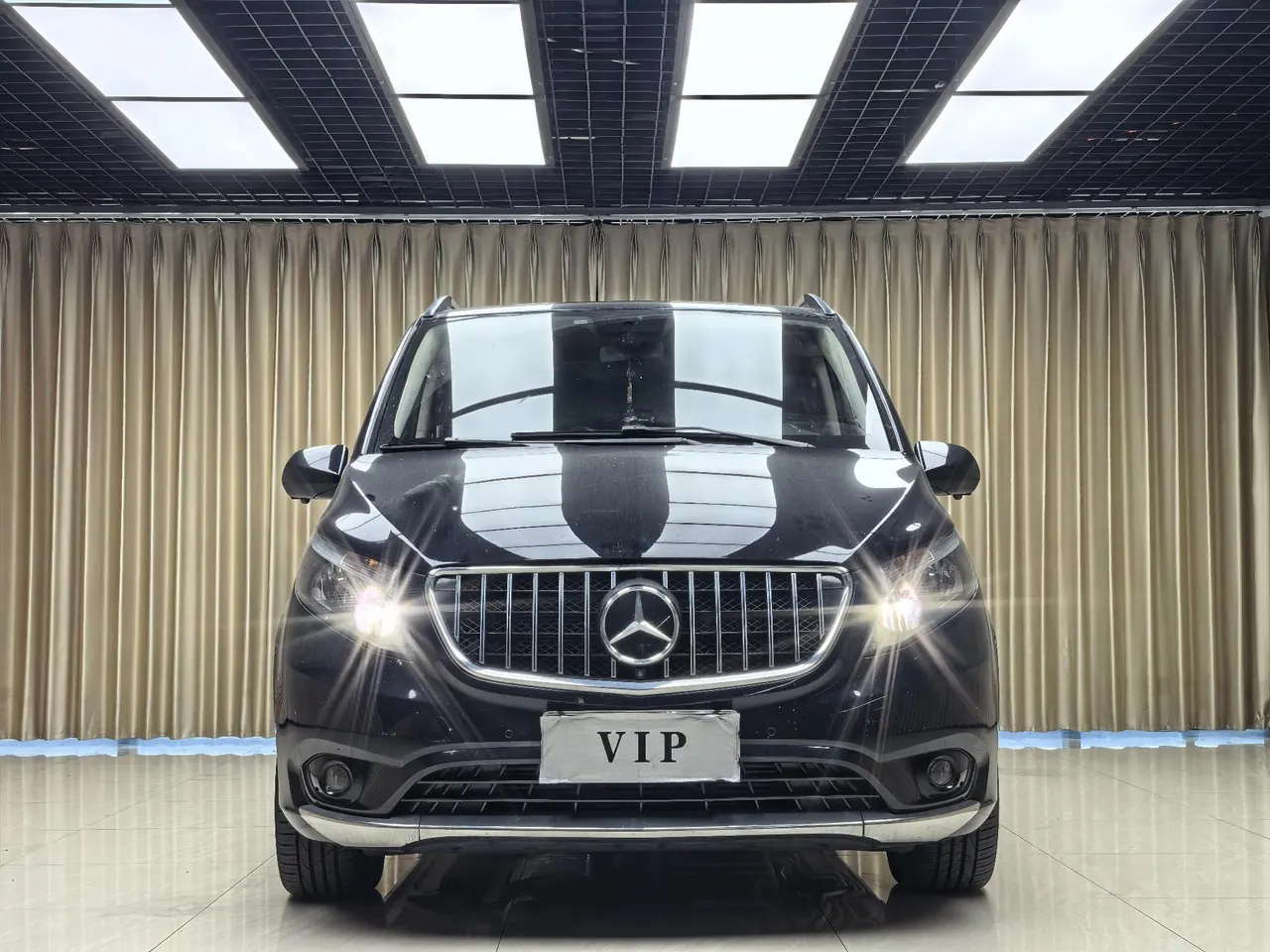 Mercedes Benz 2020 Vito 2.0T Business Edition 7-seat Automatic Gear 2
