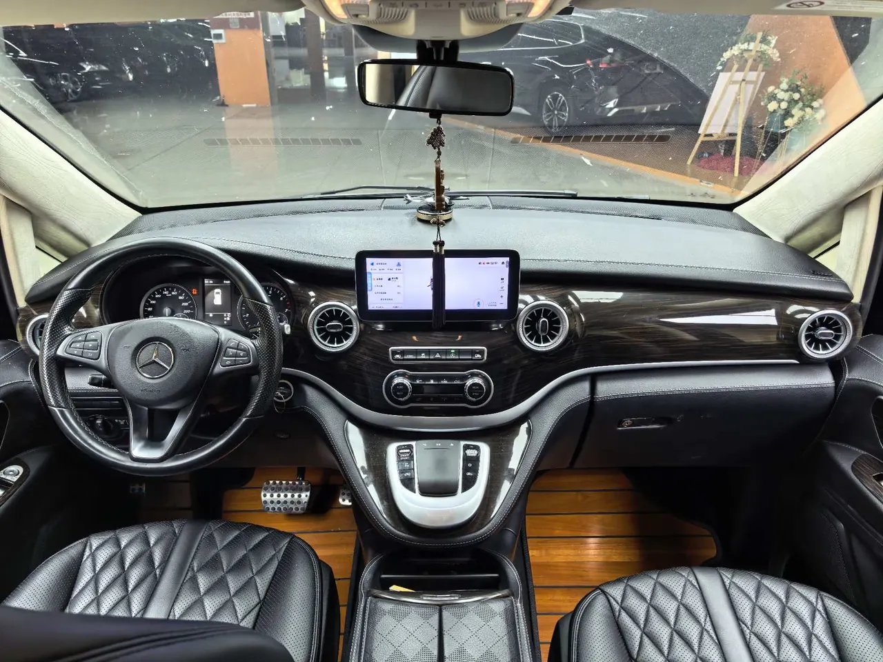 Mercedes Benz 2020 Vito 2.0T Business Edition 7-seat Automatic Gear 5