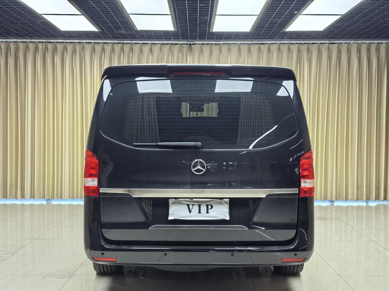 Mercedes Benz 2020 Vito 2.0T Business Edition 7-seat Automatic Gear 9