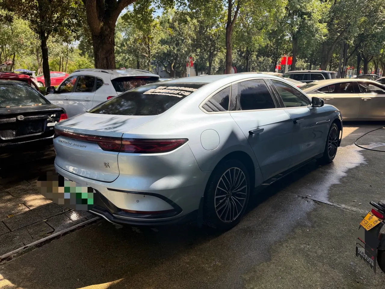 BYD 2023 Han DM-i 1.5T stepless champion version 121KM exclusive automatic gear 5
