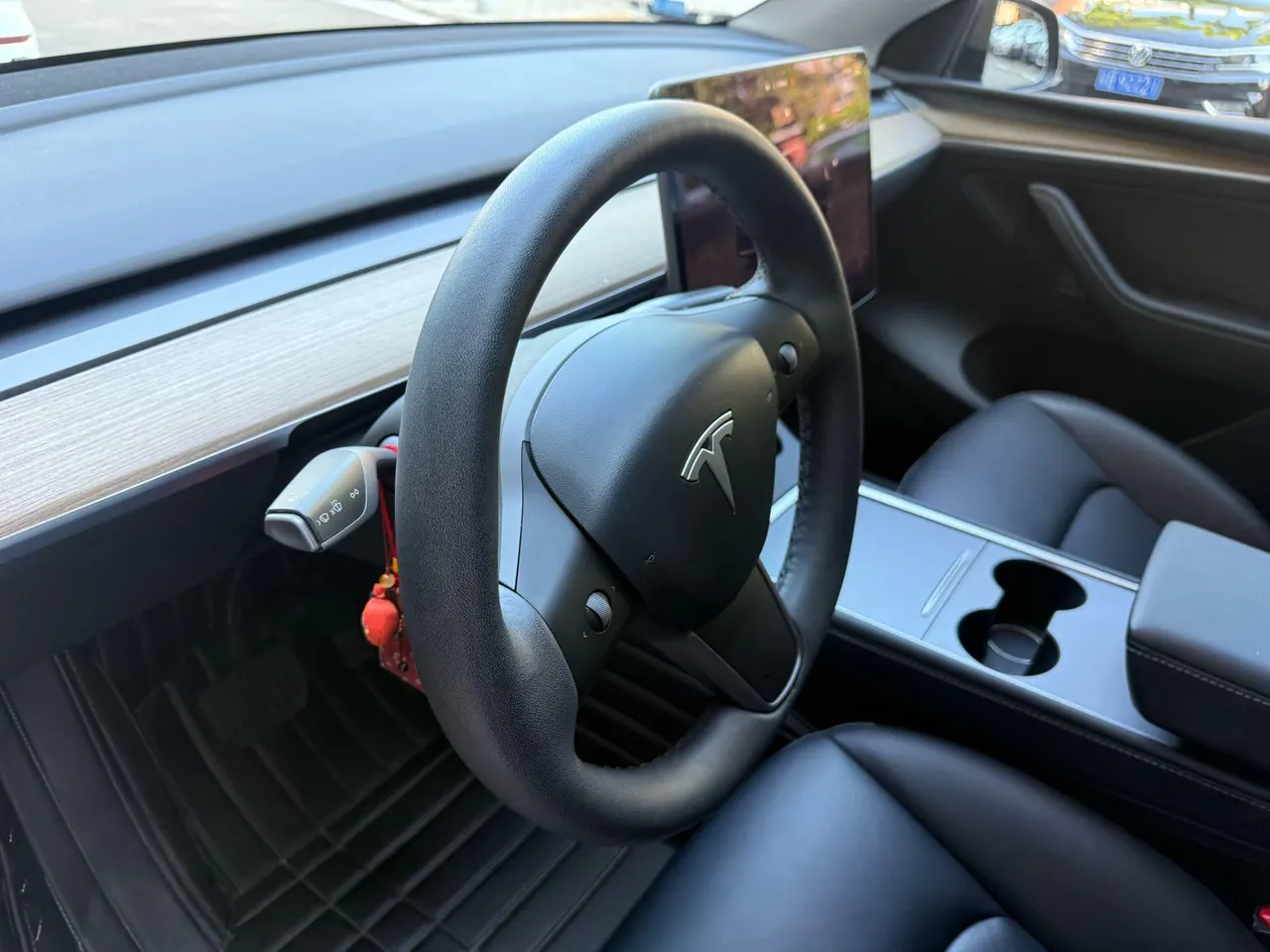 Tesla 2021 Model Y long endurance all-wheel drive version automatic transmission 3
