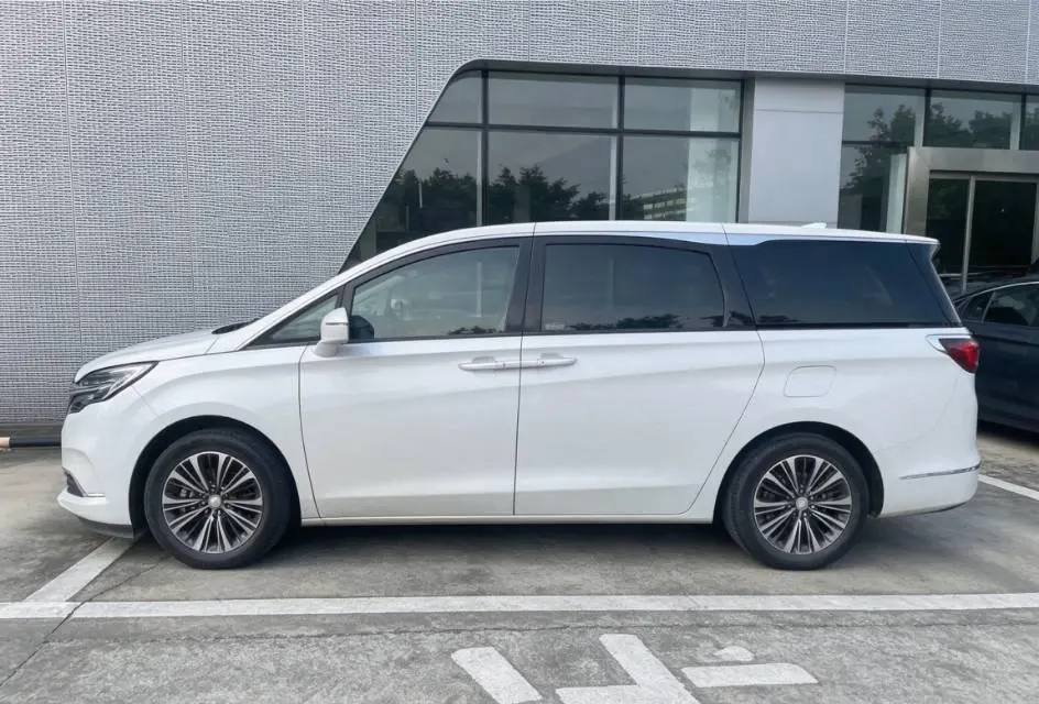 Buick 2020 GL8 ES Lu Zun 2.0T 653T Luxury Automatic Gear 5