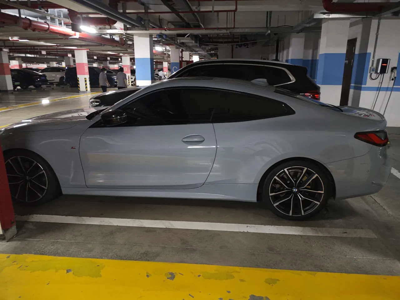 BMW 4 Series (Imported) 2022 430i Coupe 2.0T M Sports Obsidian Night Kit (Changed to 2) Automatic Gear 3
