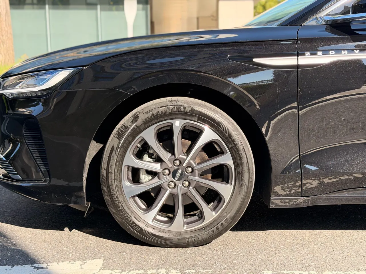 Lincoln 2022 Lincoln Z 2.0T I Cool Premium Edition Automatic Gear 17