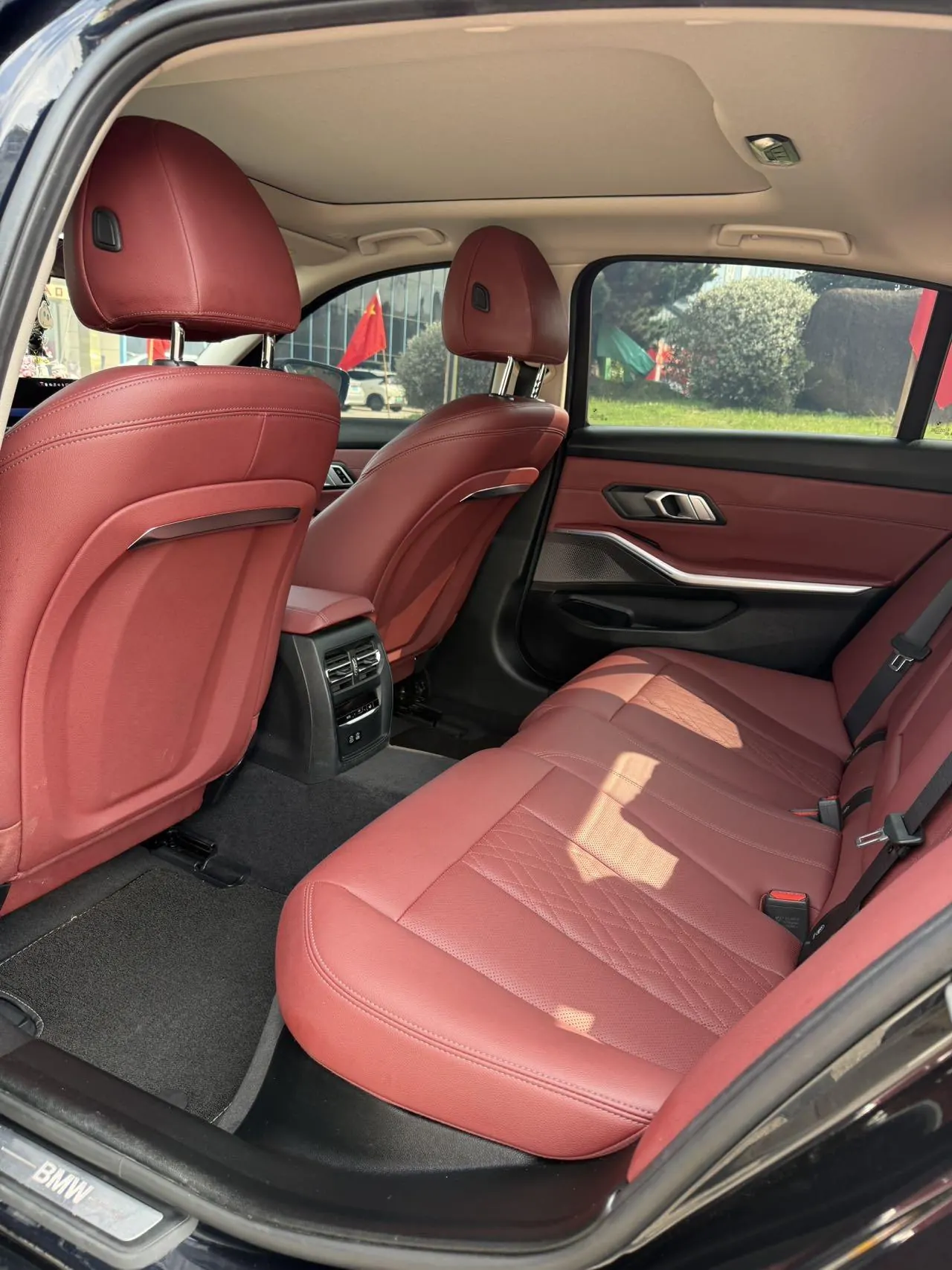BMW 2024 i3 eDrive 35 L automatic gear 6