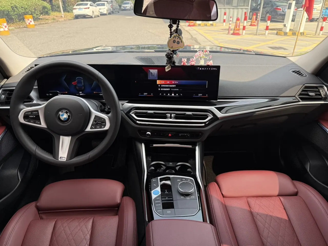 BMW 2024 i3 eDrive 35 L automatic gear 7