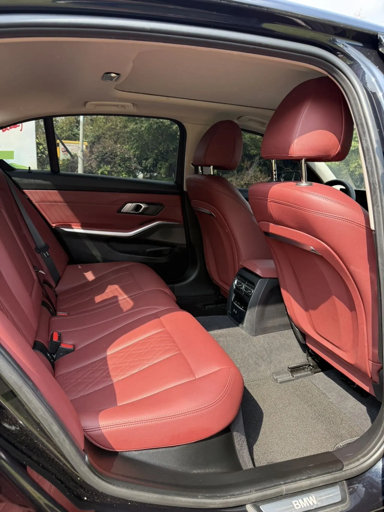 BMW 2024 i3 eDrive 35 L automatic gear 8