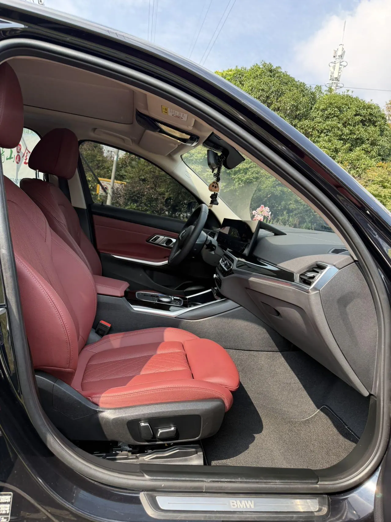 BMW 2024 i3 eDrive 35 L automatic gear 9