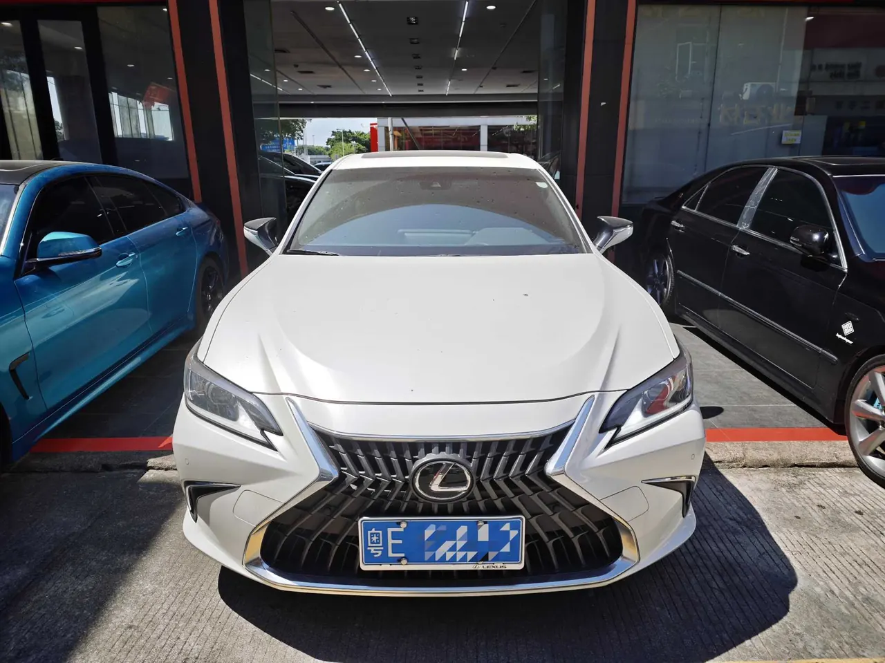 Lexus ES (Imported) 2023 ES200 2.0 Stepless Premium Edition Automatic Gear 2