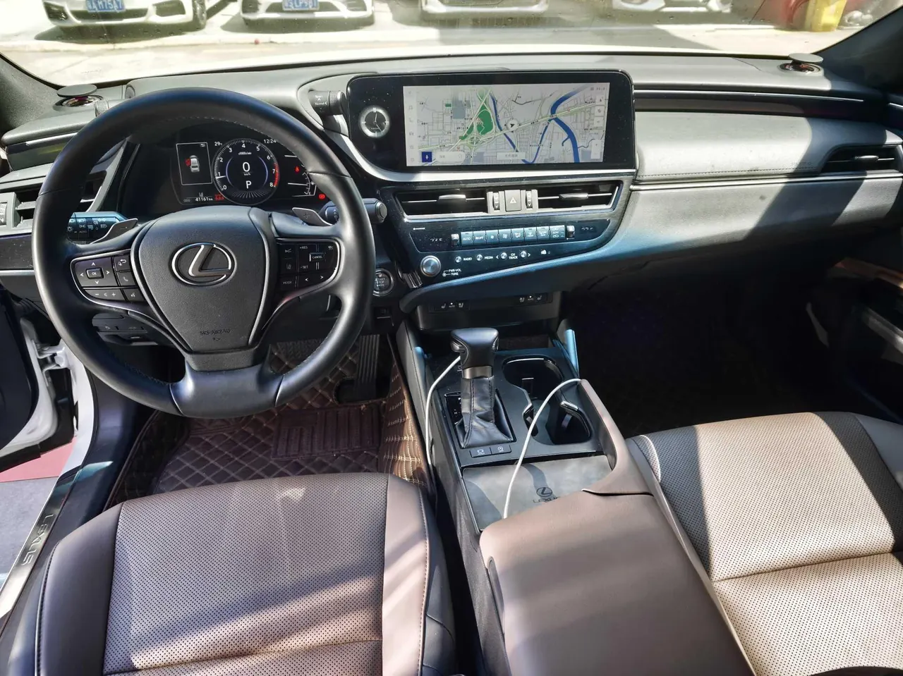 Lexus ES (Imported) 2023 ES200 2.0 Stepless Premium Edition Automatic Gear 3