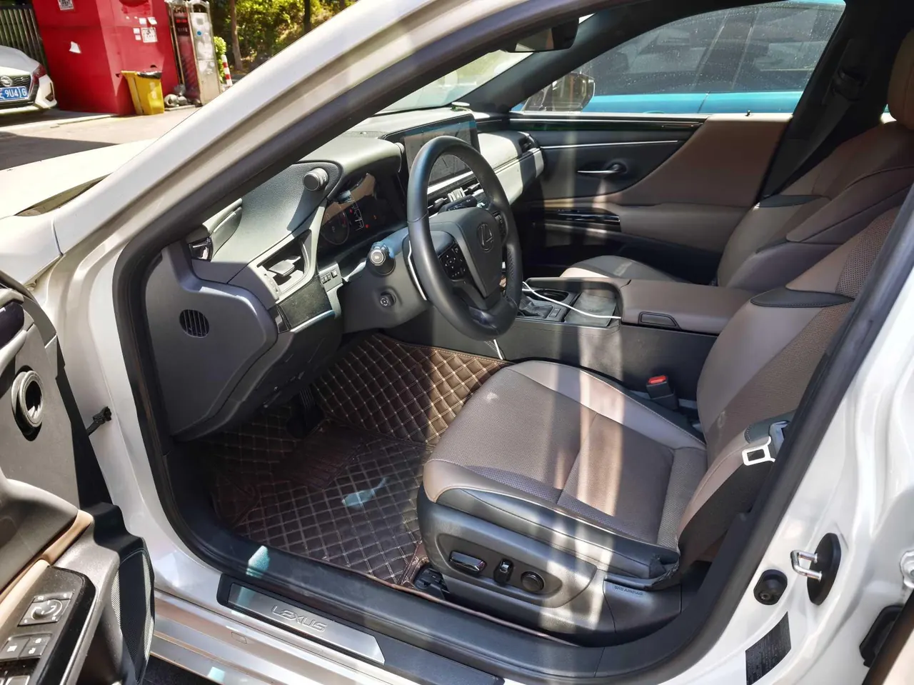 Lexus ES (Imported) 2023 ES200 2.0 Stepless Premium Edition Automatic Gear 4