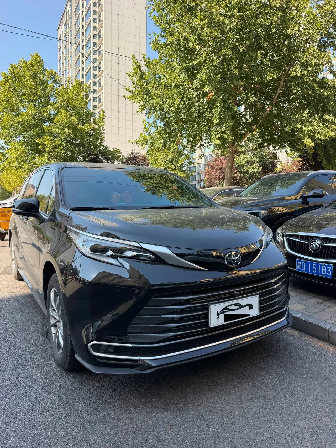 Toyota 2024 Sana 2.5 Stepless Four-wheel Drive Premium Edition Automatic Transmission 2