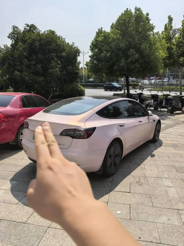 Tesla 2022 Model 3 rear-wheel drive version of automatic transmission 5