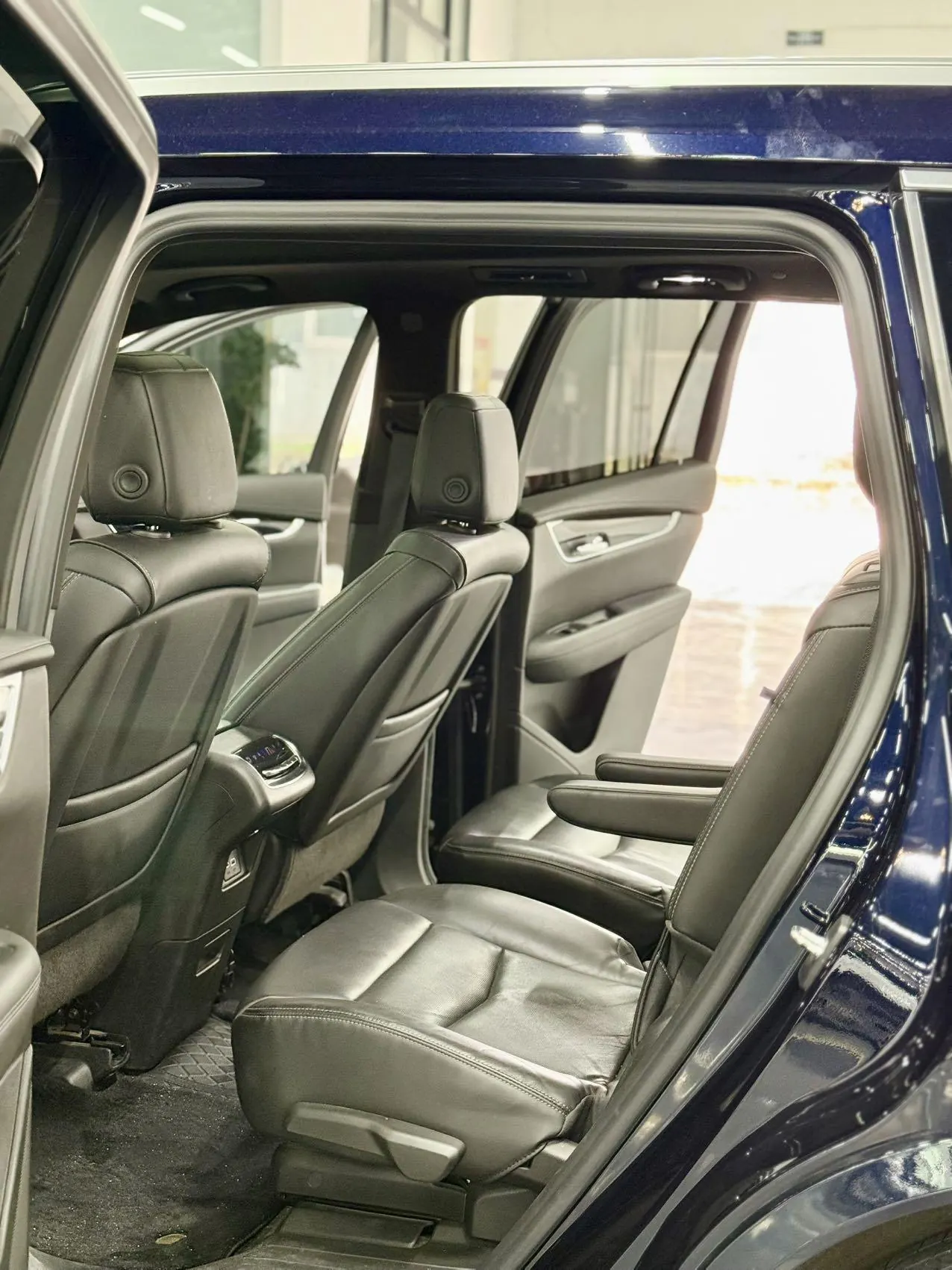 Cadillac 2020 XT6 2.0T 28T 6-seat 4-wheel drive luxury to perfect audio version automatic gear 6