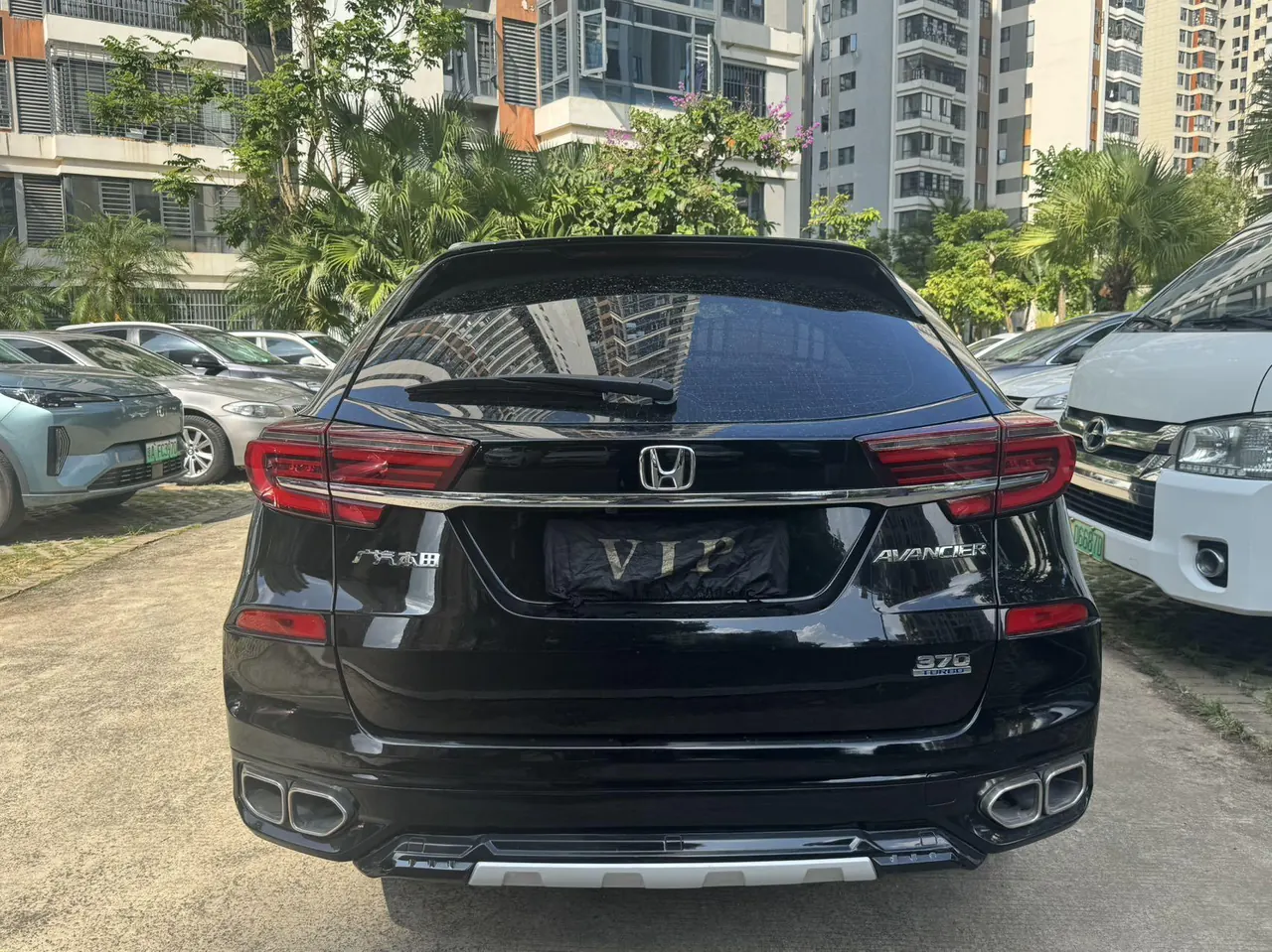 Honda 2020 Crown Road 2.0T 370TURBO Two-Drive Deluxe Automatic Gear 8