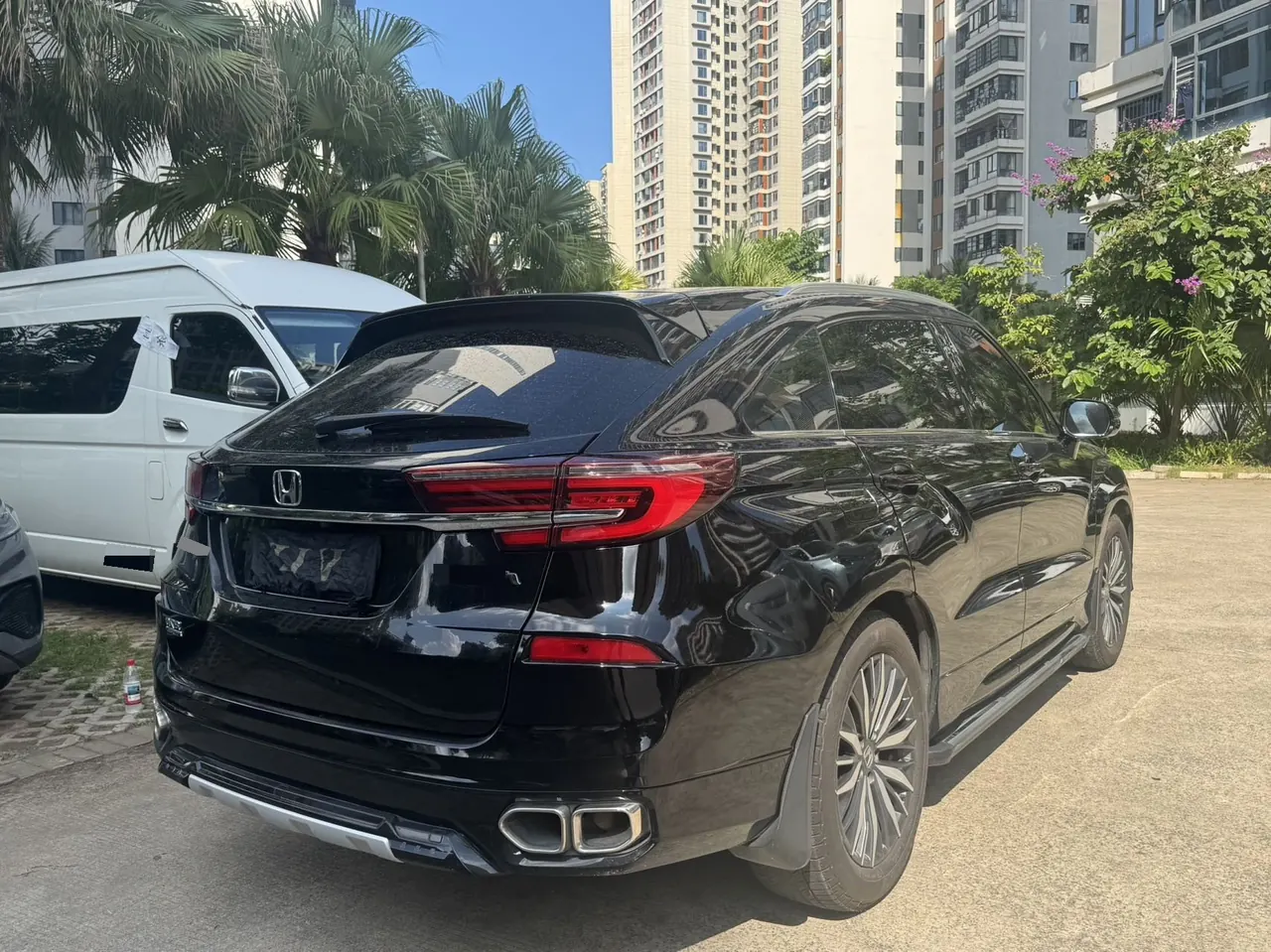 Honda 2020 Crown Road 2.0T 370TURBO Two-Drive Deluxe Automatic Gear 9