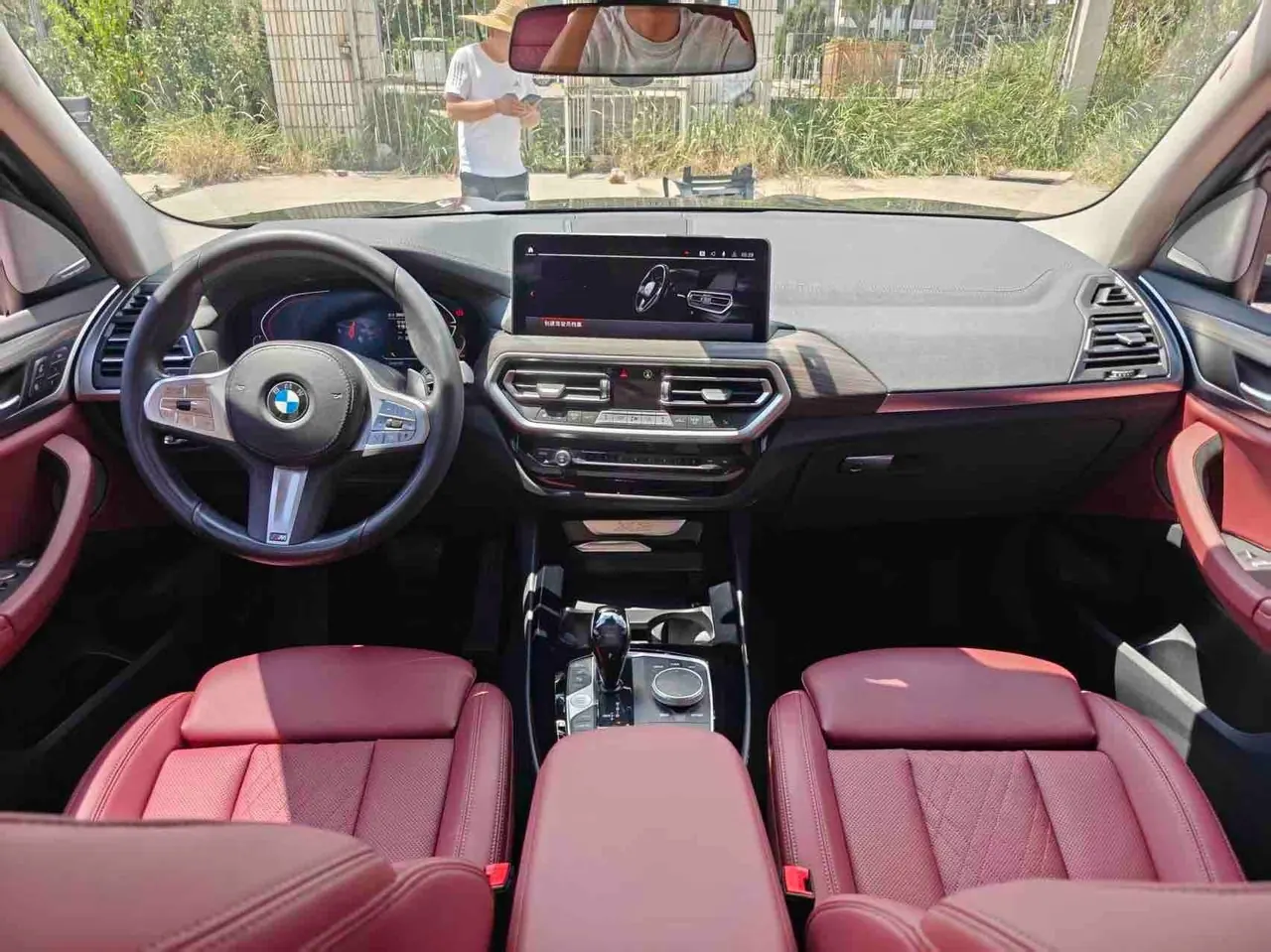 BMW 2023 X3 xDrive30i 2.0T exclusive M obsidian night set automatic gear 4
