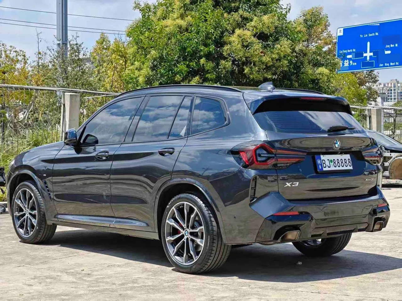 BMW 2023 X3 xDrive30i 2.0T exclusive M obsidian night set automatic gear 6