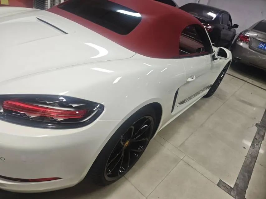 Porsche 718 (Imported) 2023 718 Boxter 2.0T Style Edition Automatic 5