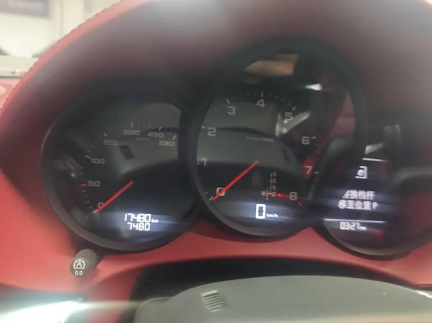 Porsche 718 (Imported) 2023 718 Boxter 2.0T Style Edition Automatic 7