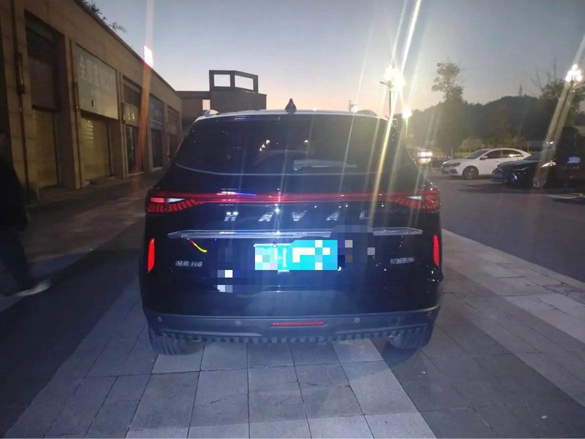 Haval 2022 H6 1.5T Two-Drive Max Automatic 4