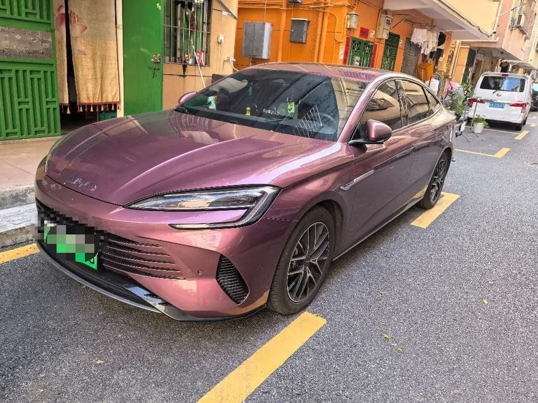 Open image lightbox: BYD 2023 Seal DM-i 1.5T Stepless 121km Flagship Automatic Gear