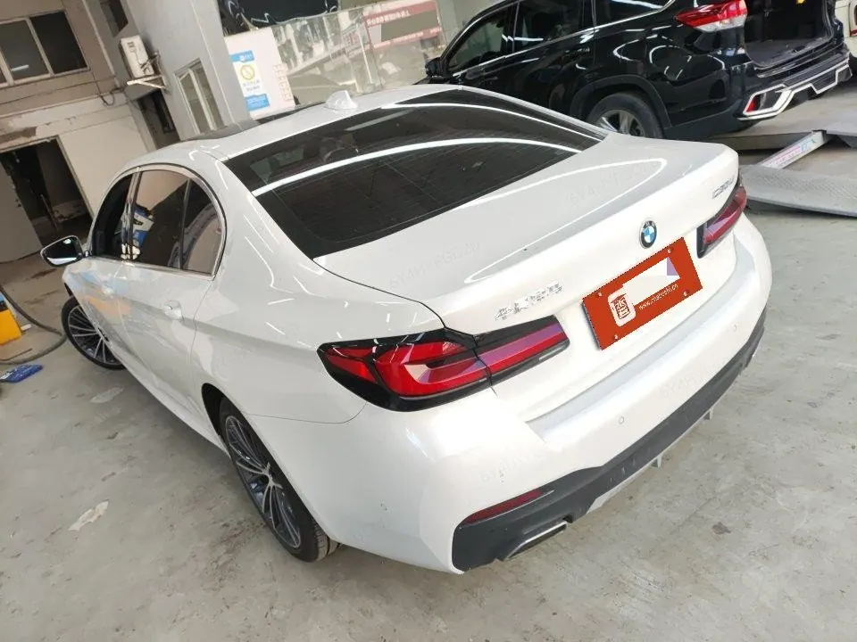 BMW 5 Series 2022 530Li 2.0T Leading M Sports Suit (Modified) Automatic Gear 4
