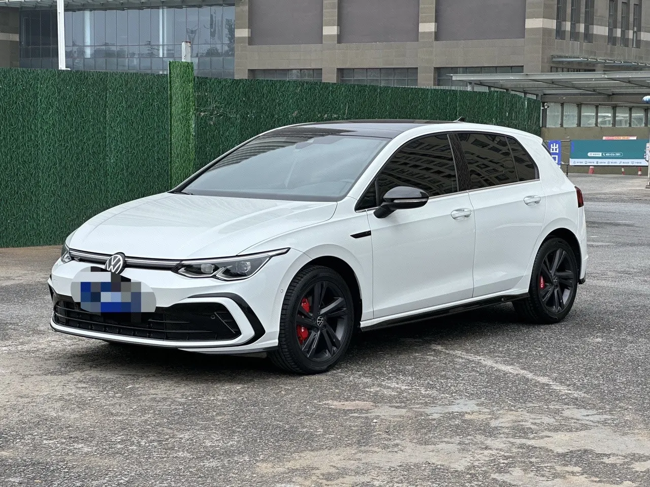 Open image lightbox: Volkswagen 2023 Golf 8 R-Line 1.4TSI 280TSI Automatic