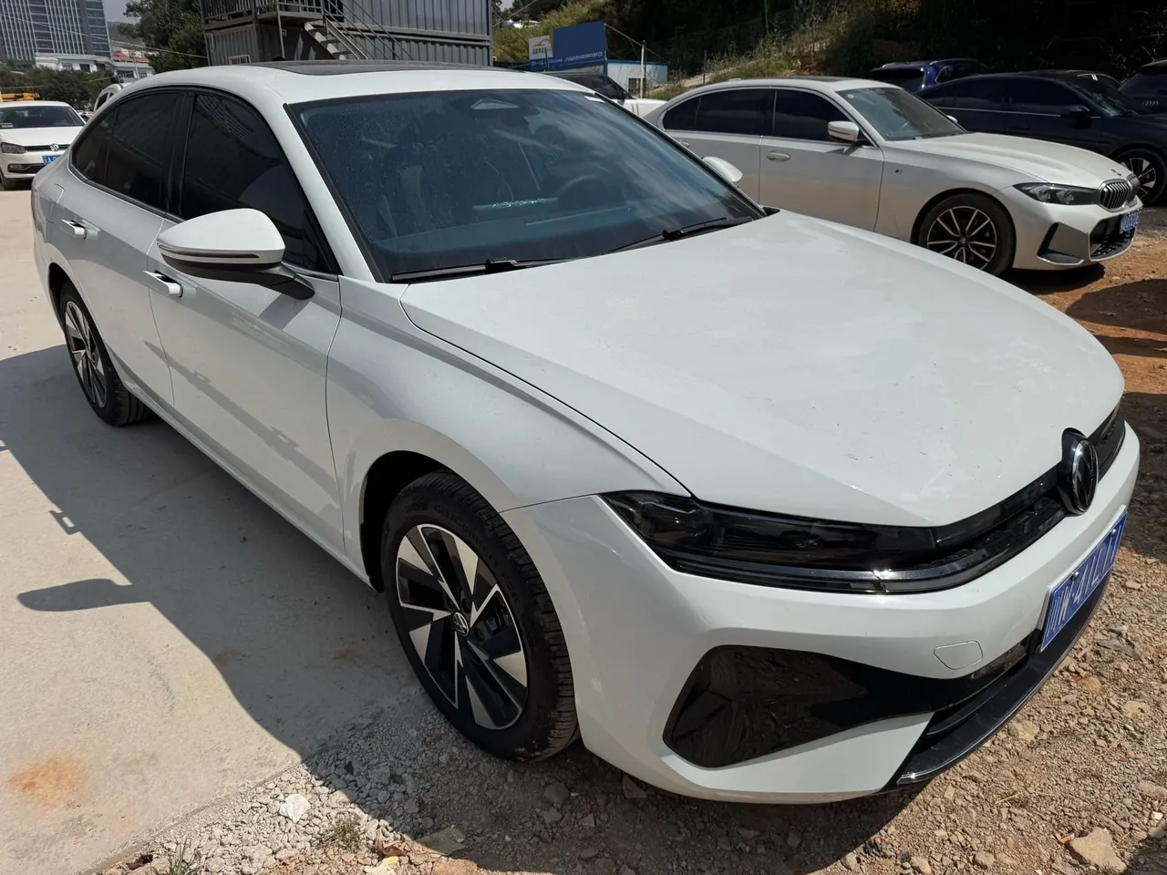 Volkswagen 2026 Sagittarius L 1.5TSI 300TSI Elite Automatic 2