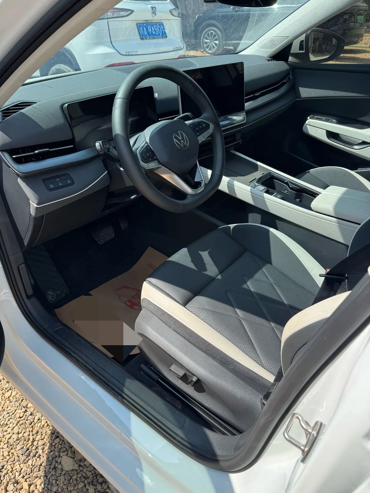 Volkswagen 2026 Sagittarius L 1.5TSI 300TSI Elite Automatic 5