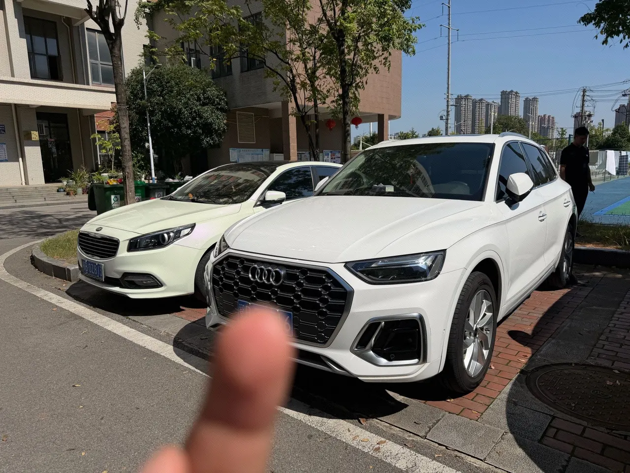 Открыть галерею: Audi 2022 Q5L 2.0TFSI 40TFSI luxury dynamic automatic