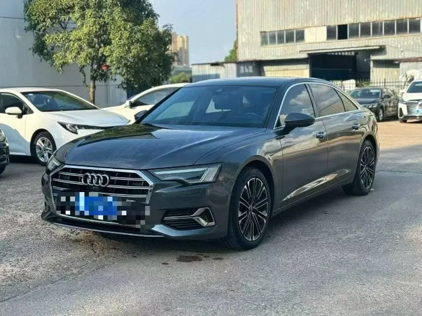 Open image lightbox: Audi 2022 A6L 2.0TFSI 45TFSI Quattro enjoy elegant automatic gear