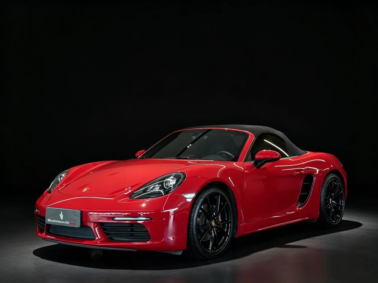 Open image lightbox: Porsche 718 (Imported) 2020 718 Boxer 2.0T Automatic
