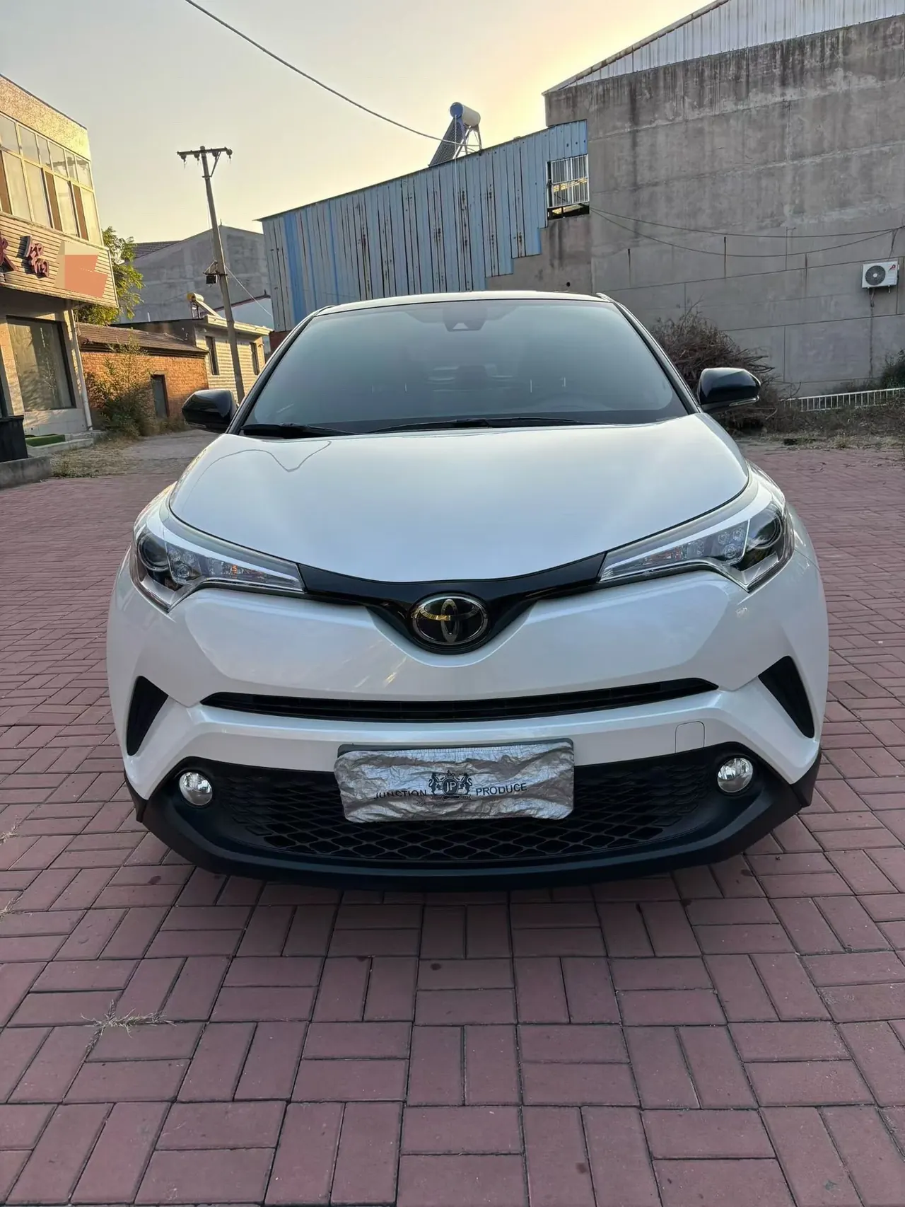 Toyota 2020 C- HR 2.0 stepless leading version of automatic gear 3