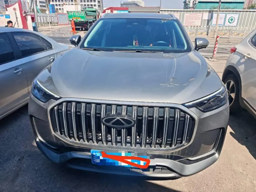 Chery 2023 Ruihu 9 2.0T 400T Two-Drive Leading Edition 5-seat Automatic Gear 2