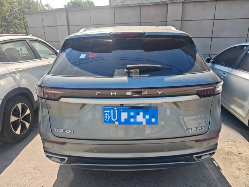 Chery 2023 Ruihu 9 2.0T 400T Two-Drive Leading Edition 5-seat Automatic Gear 6