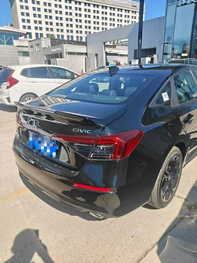 Honda 2026 Civic 1.5T Stepless 240TURBO China 20-Year Limited Edition Automatic Gear 4