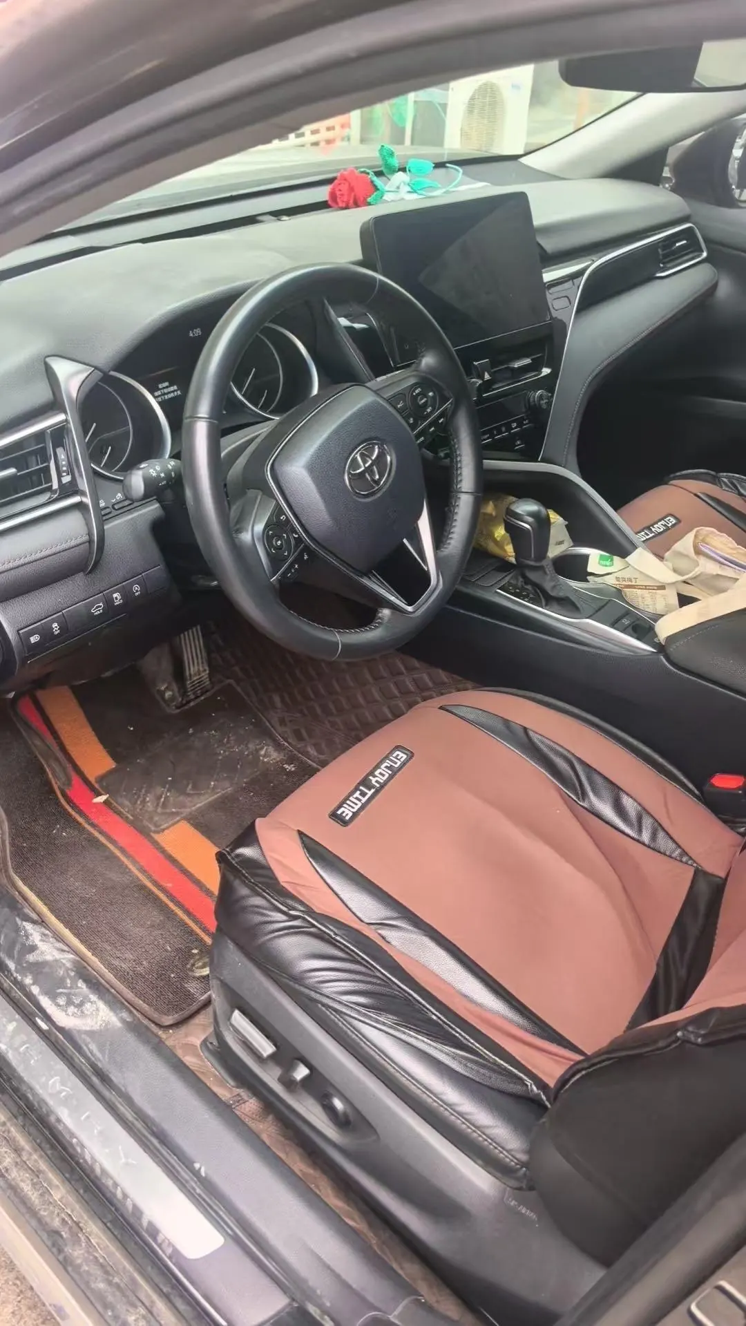 Toyota 2023 Camry 2.0G Stepless Deluxe Edition Automatic Gear 2