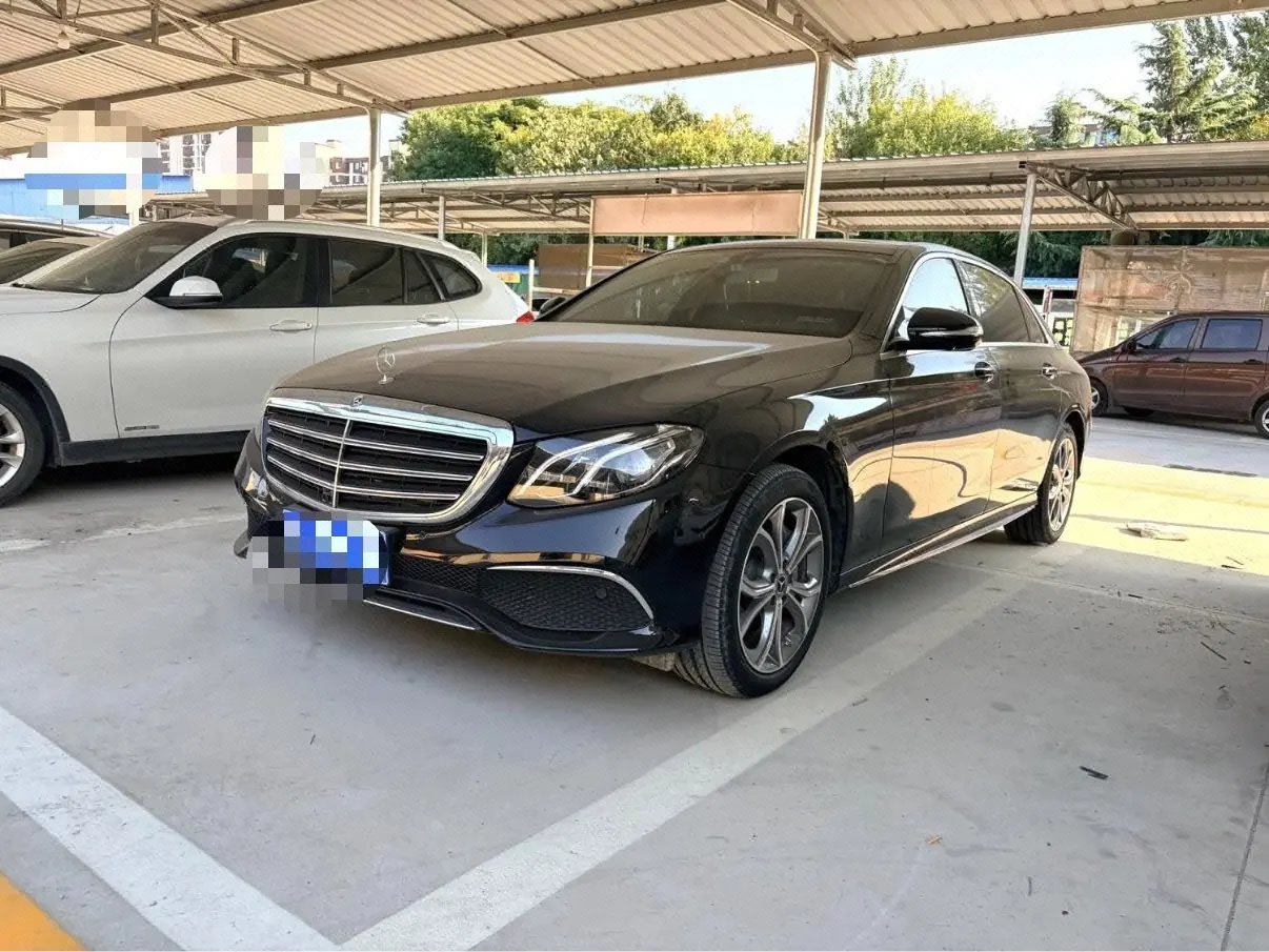 打开图片灯箱:Mercedes Benz E-Class 2020 E 300 L 2.0T Sports Fashion Automatic Gear
