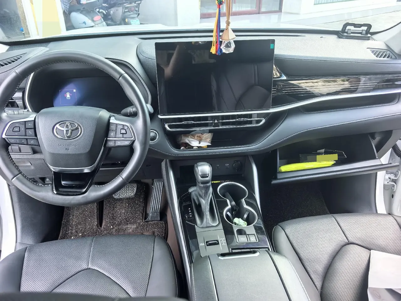 Toyota 2026 Highlander Dual Engine 2.5 Stepless Intelligent Electric Hybrid Four-wheel Drive Deluxe Edition 7-seat Automatic Transmission 5