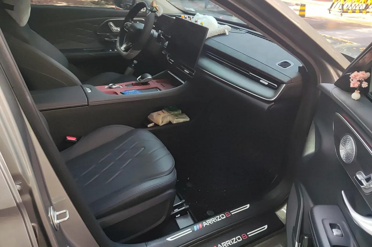 Chery 2025 Erez 8 Pro 1.6T Comfortable Automatic Gear 5
