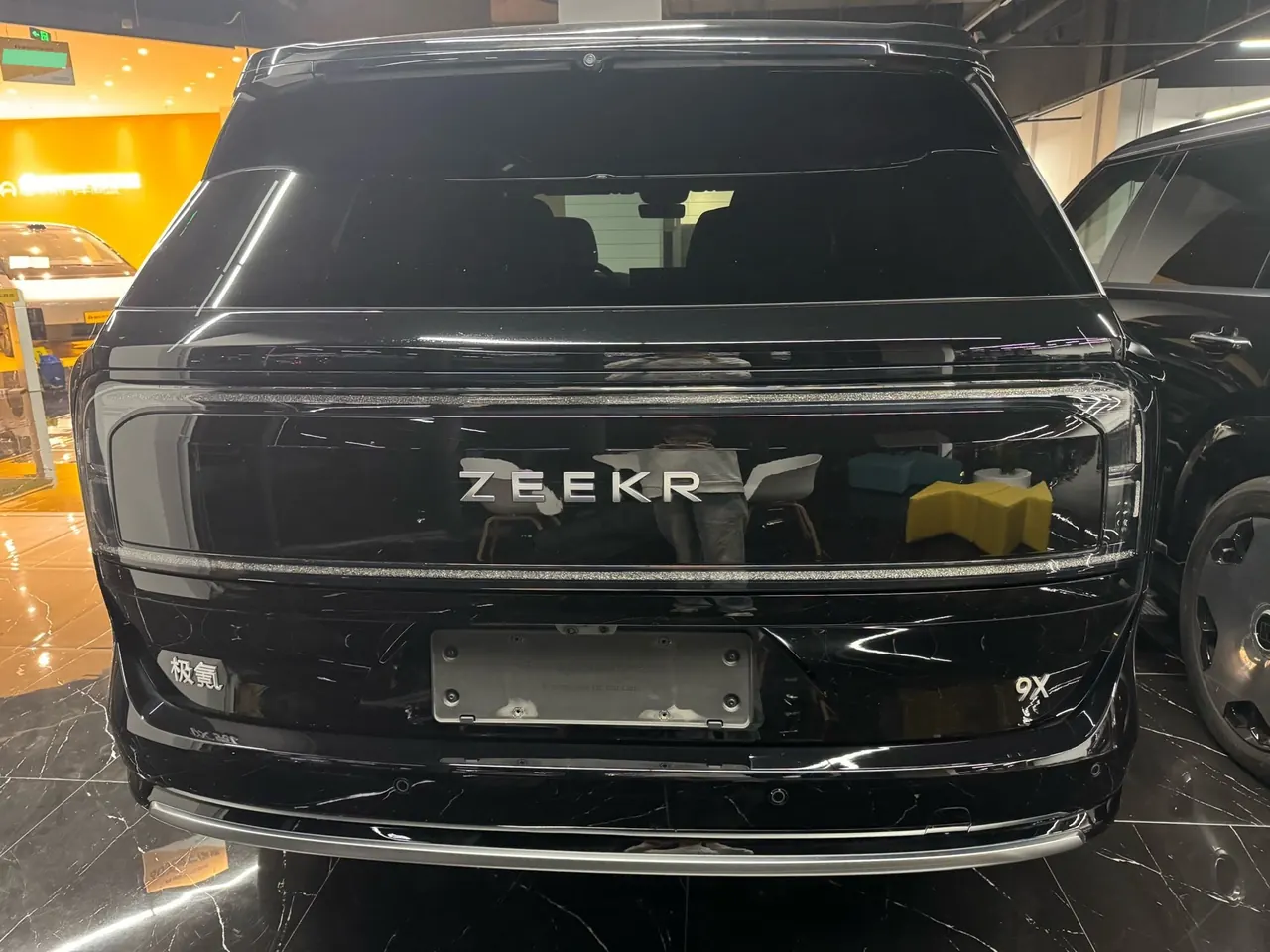Zeekr 2025 Zeekr 9X 2.0T Ultra Edition 70kWh Automatic Gear 5