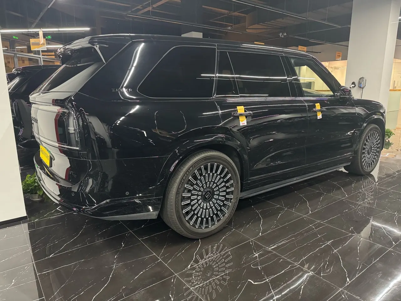 Zeekr 2025 Zeekr 9X 2.0T Ultra Edition 70kWh Automatic Gear 6