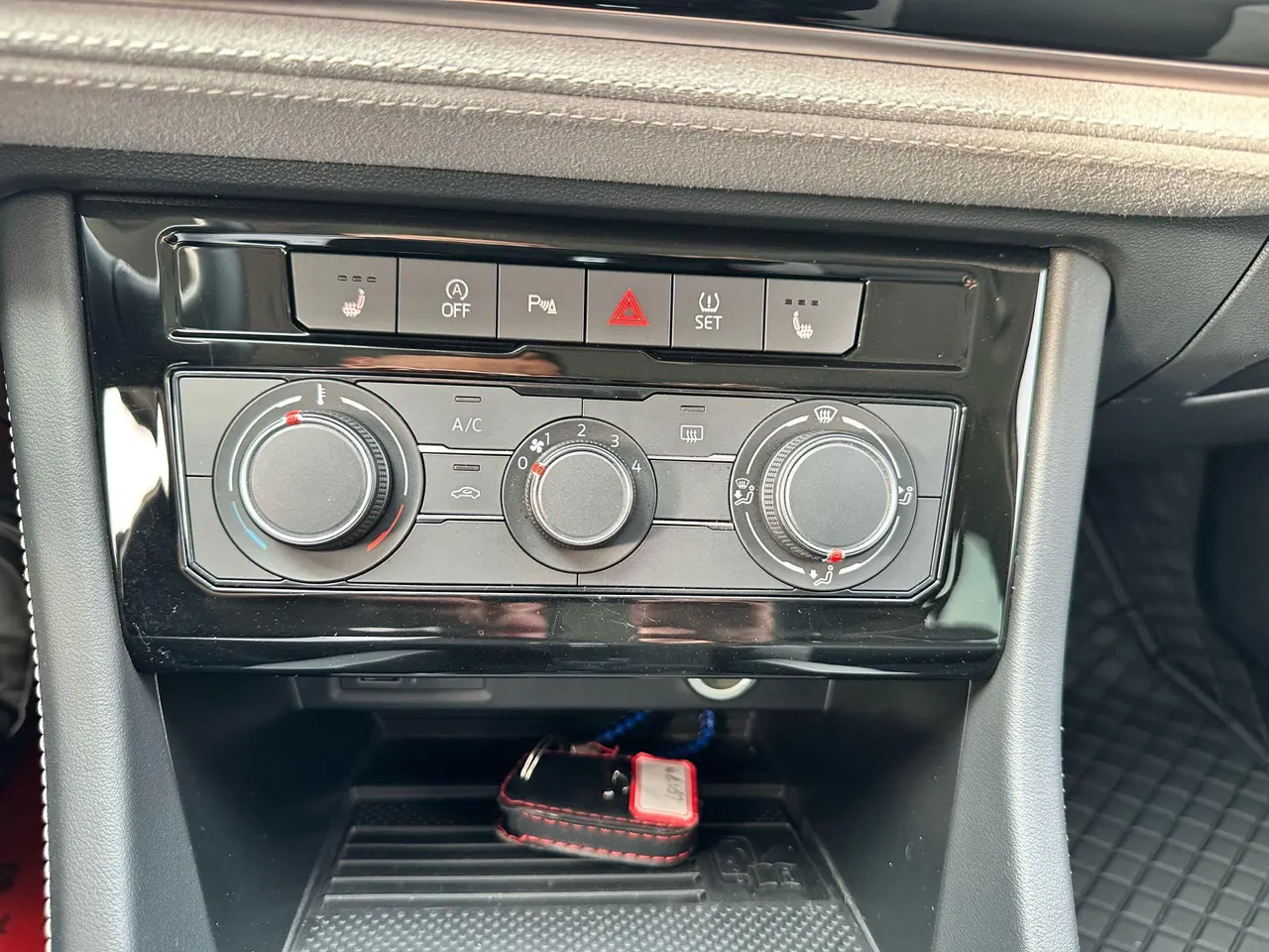 Jetta 2023 Jetta VS7 1.4T 280TSI ABT Enjoy Limited Edition Automatic Gear 13