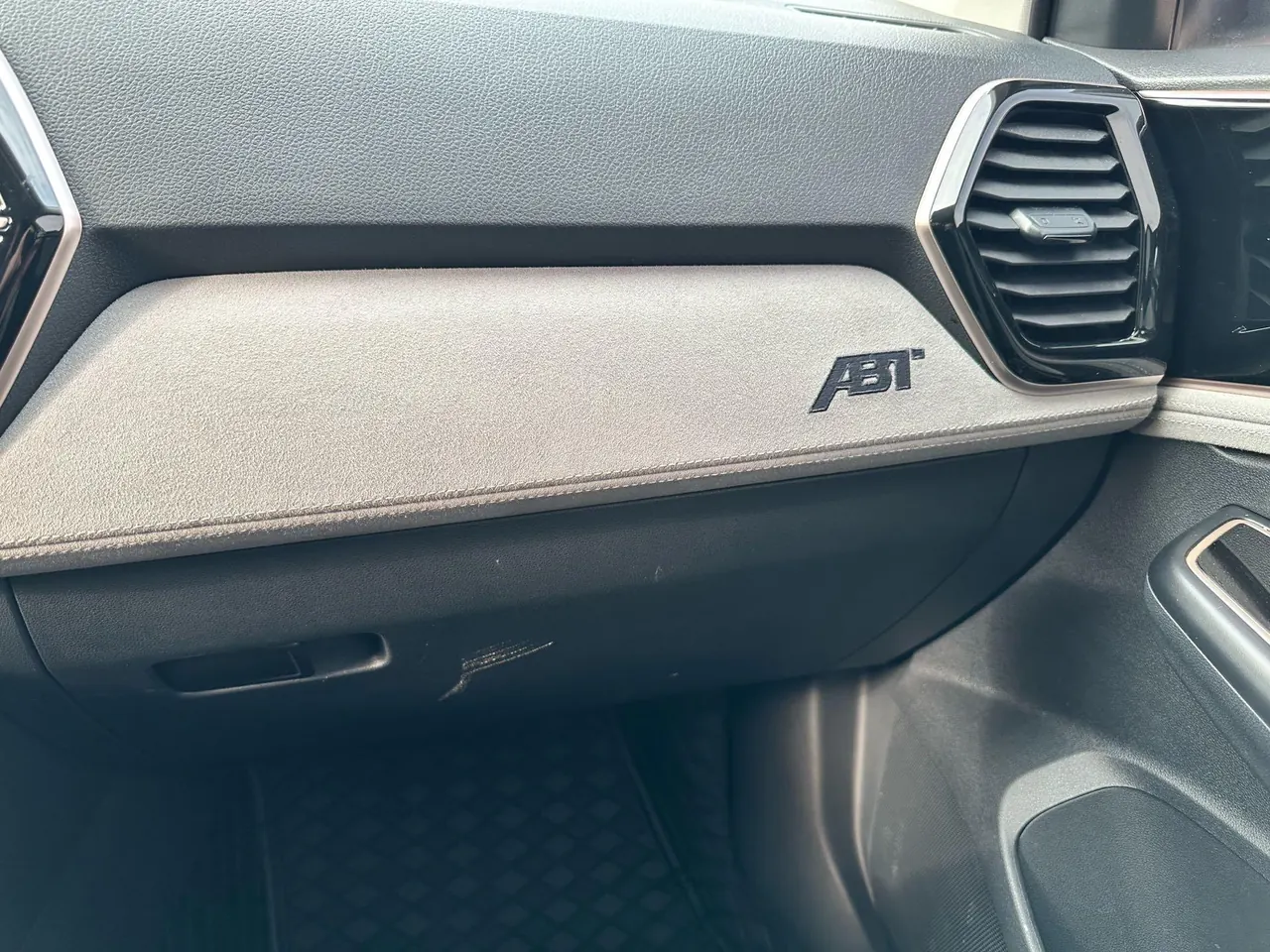 Jetta 2023 Jetta VS7 1.4T 280TSI ABT Enjoy Limited Edition Automatic Gear 14