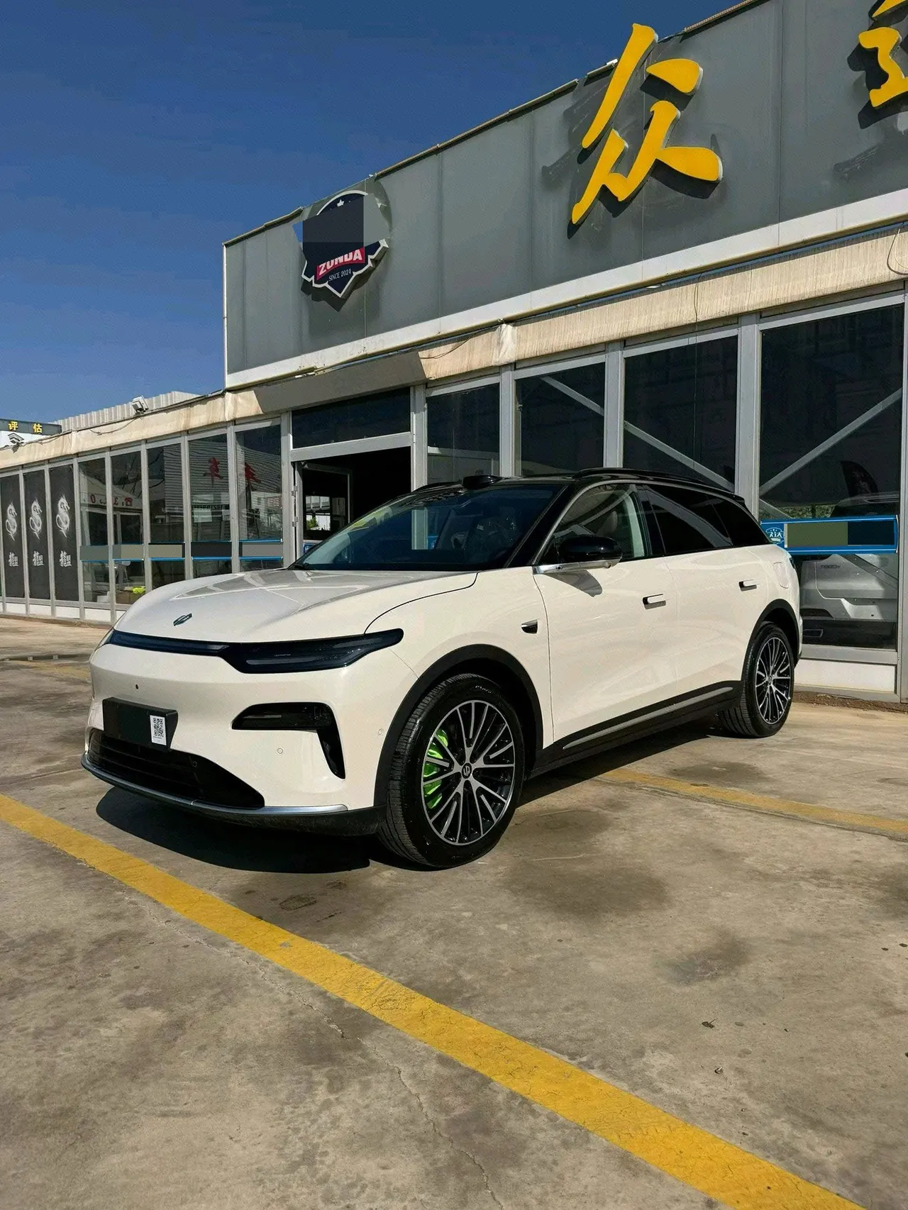 Открыть галерею: Leapmotor 2026 C 11 300 Laser Radar Smart Edition Automatic Gear