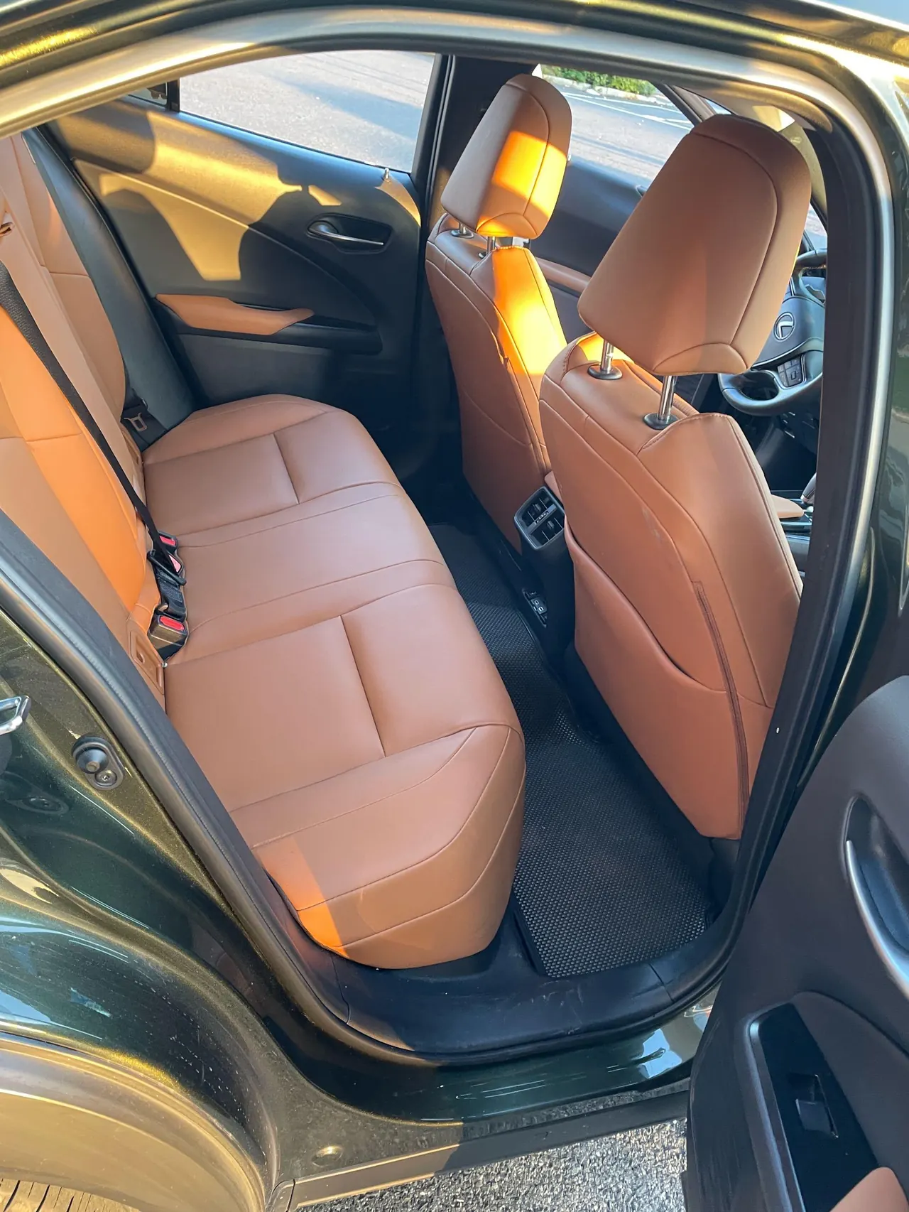 Lexus UX New Energy (Imported) 2020 UX 300e Pure Yue Edition Automatic Gear 3