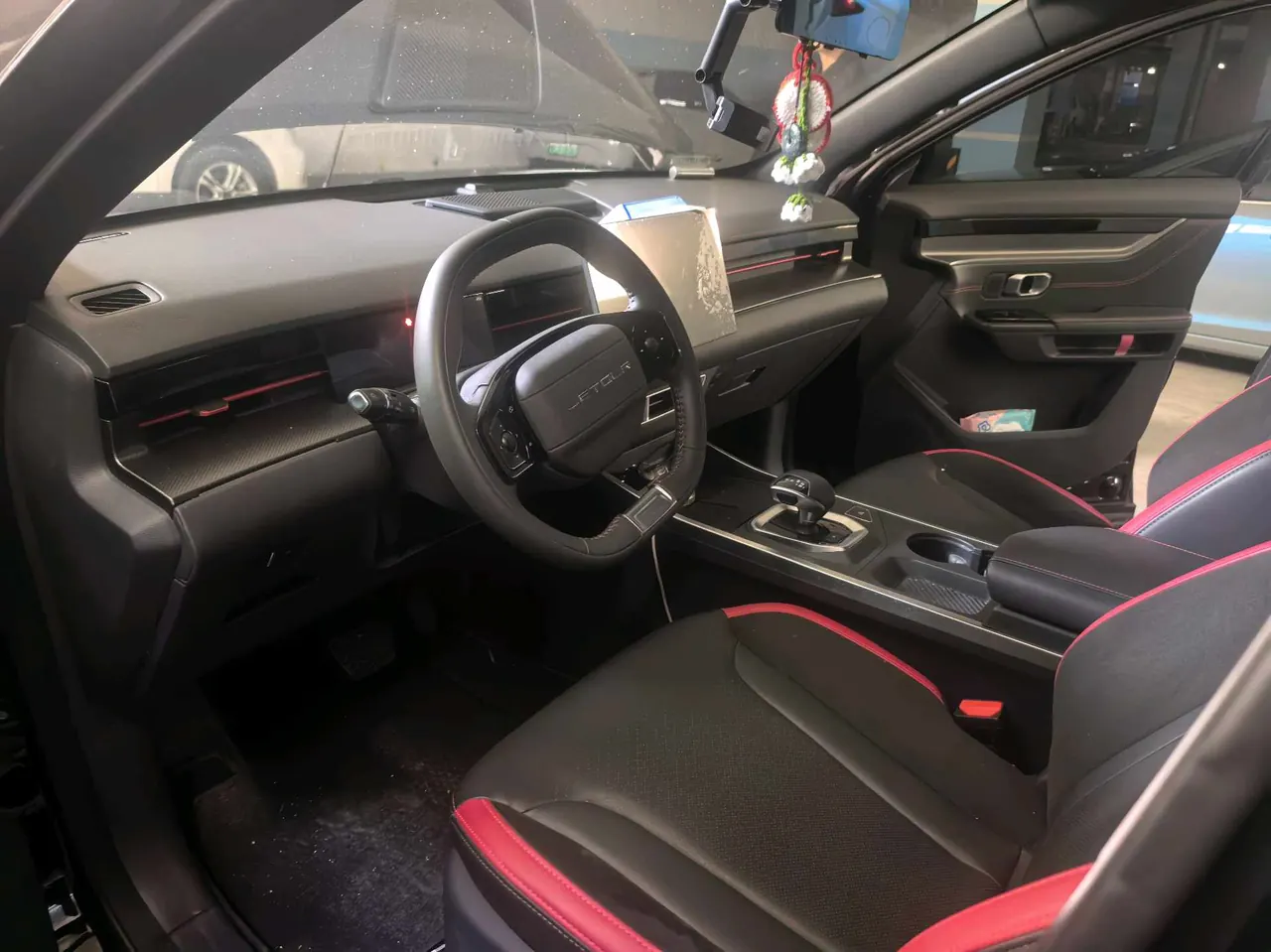 Jetour 2023 Dasheng 1.5T Xingyao PRO automatic gear 4