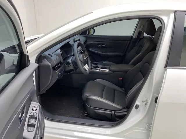 Nissan 2025 Sylphy 1.6 Stepless True Edition Automatic Gear 4
